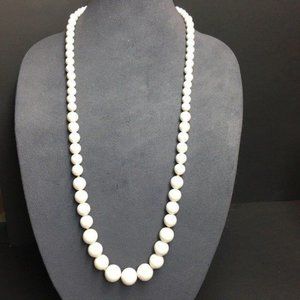 Long Graduated Bead Necklace White Gold Spacers Classic Retro Vintage